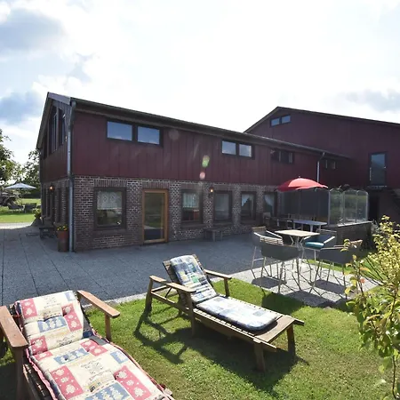 Holiday home Exquisite Mansion In Pugholz Near Sea Hasselberg (Schleswig-Holstein)