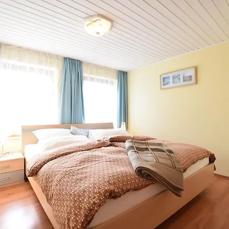 Holiday home Exquisite Mansion In Pugholz Near Sea Hasselberg (Schleswig-Holstein)