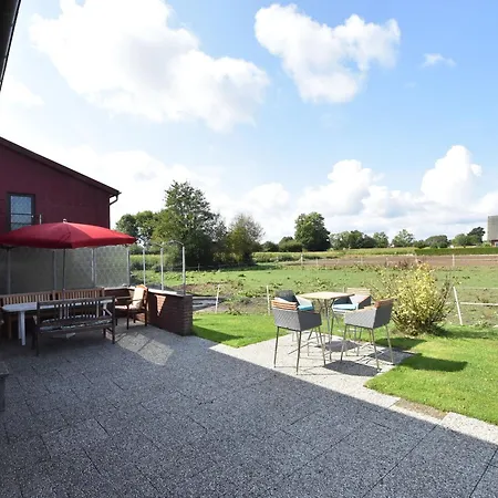 度假居 Exquisite Mansion In Pugholz Near Sea Hasselberg (Schleswig-Holstein)